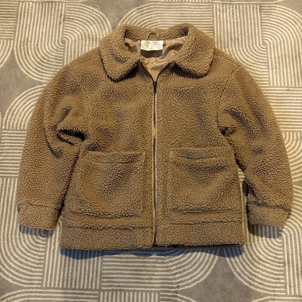 Point Zero fuzzy teddy  jacket. Size xs